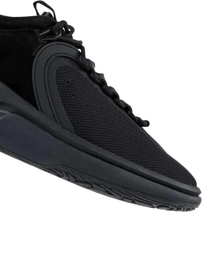 Balmain Brunner Mens Reflective Material And Mesh BRunner Sneakers Black Balmain Brunner Mens Reflective Material And Mesh BRunner Sneakers Black