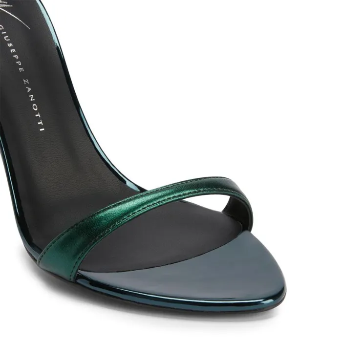 Beverlee Green Women Giuseppe Zanotti Sandals