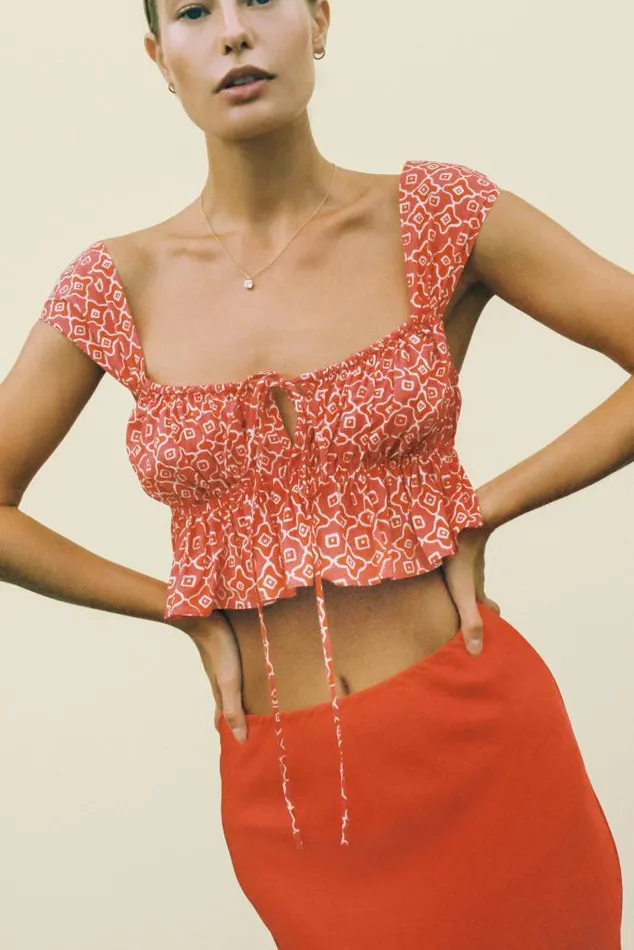 Ciao Lucia Online Cinetta Top Poppy Women Sleeveless Tops