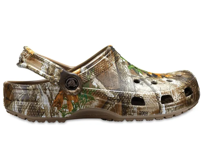 Crocs Clogs Womens Classic Realtree Edge Clog Walnut Online