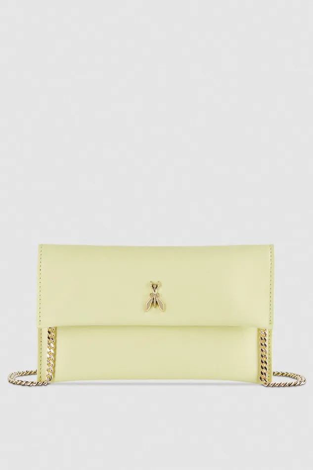 Crossbodys Women Patrizia Pepe Leather Clutch Bag With Chain Light Sunny Lime Crossbodys Women Patrizia Pepe Leather Clutch Bag With Chain Light Sunny Lime
