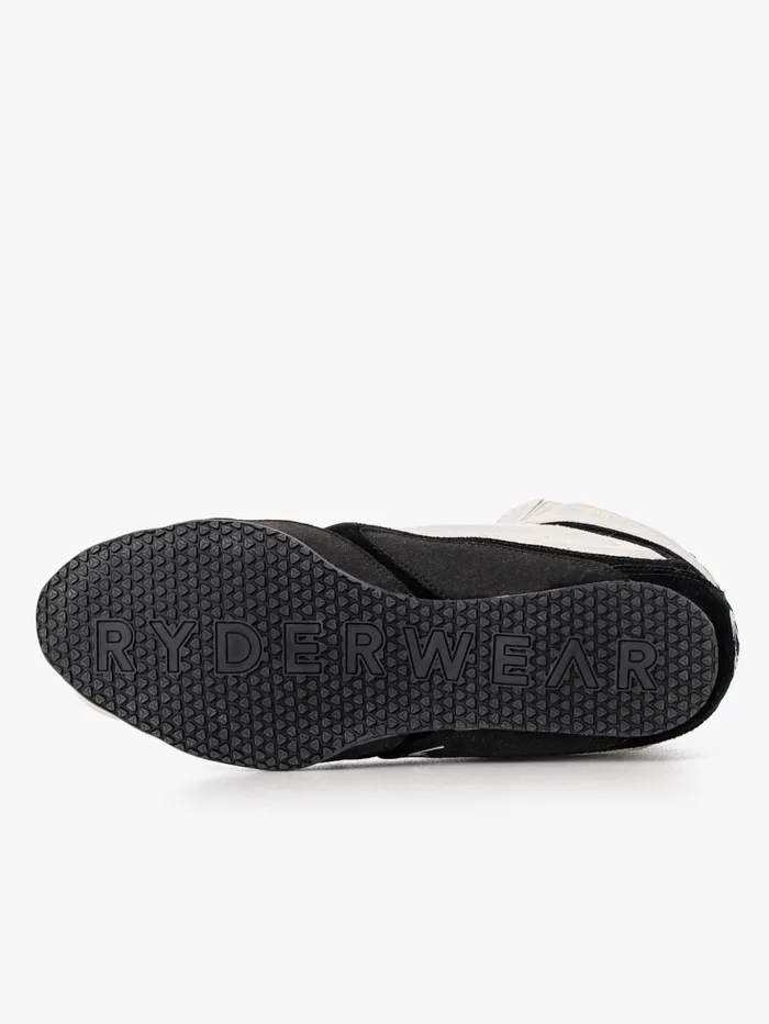 DMak 3 8211 BlackWhite Unisex Ryderwear Mens Gym Shoes