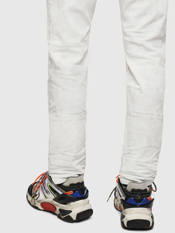Diesel Carrot Mens DLuhic JoggJeans 069LZ White Gift Ideas