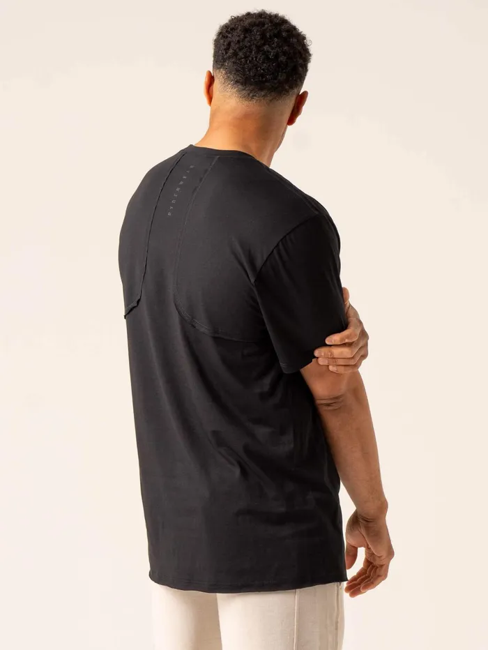 Dynamic Oversized TShirt 8211 Black Men Ryderwear TShirts