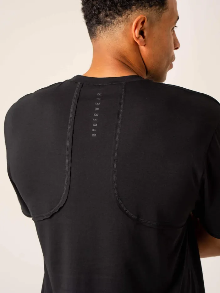 Dynamic Oversized TShirt 8211 Black Men Ryderwear TShirts