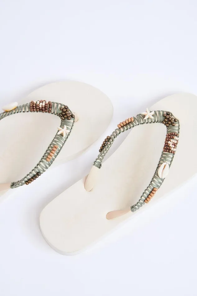 FlipFlops Ecru 8211 LUCERO TAHUATA Ecru Women Banana Moon Shoes FlipFlops Ecru 8211 LUCERO TAHUATA Ecru Women Banana Moon Shoes