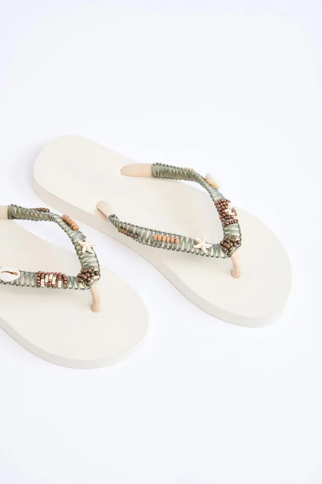 FlipFlops Ecru 8211 LUCERO TAHUATA Ecru Women Banana Moon Shoes FlipFlops Ecru 8211 LUCERO TAHUATA Ecru Women Banana Moon Shoes