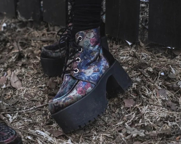 Floral Velvet Nosebleed Boot Women TUK Shoes Boots