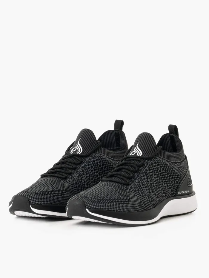 Flylyte Trainer 8211 Black Unisex Ryderwear Mens Gym Shoes