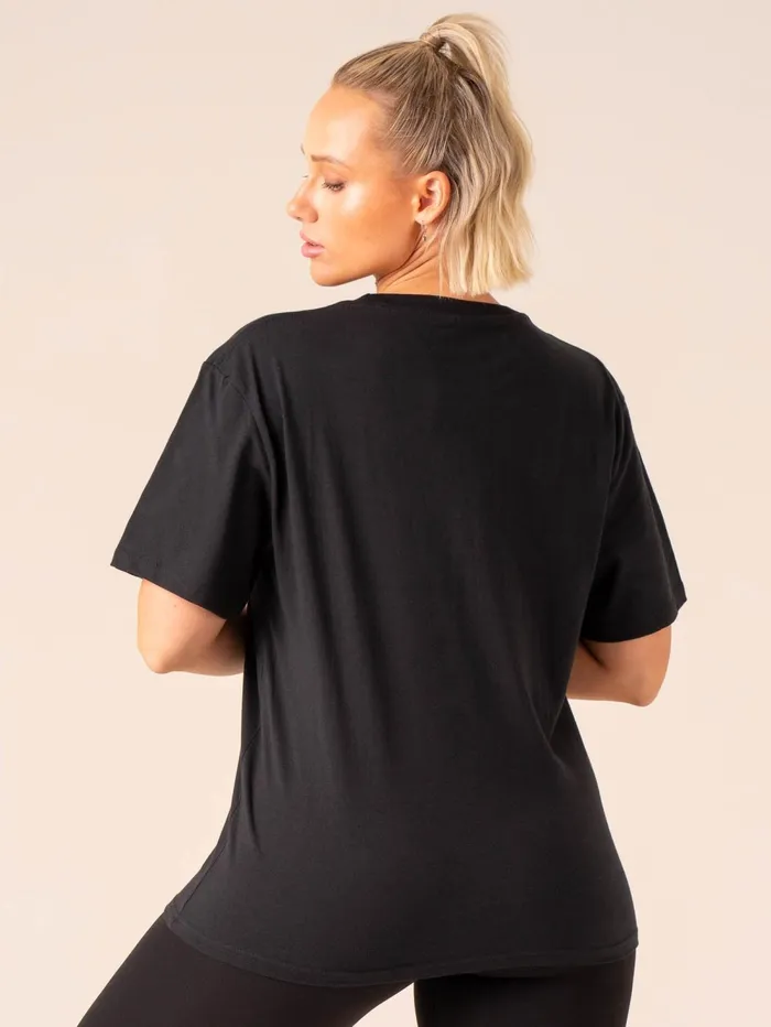 Grit Oversized TShirt 8211 Black Women Ryderwear TShirts