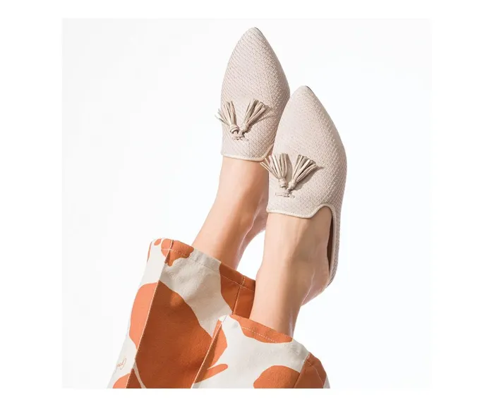 Hush Puppies Flats and SlipOns Sadie Tassel Mule Eggnog Cobra Leather 8211 Women Hush Puppies Flats and SlipOns Sadie Tassel Mule Eggnog Cobra Leather 8211 Women