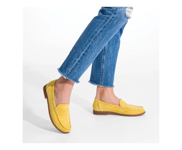 Hush Puppies Flats and SlipOns Wren Loafer Lemon Curry Suede 8211 Women