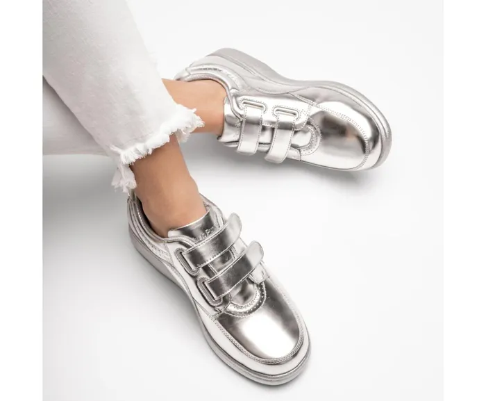 Hush Puppies Walking Shoes Power Walker Ii Silver Metallic Leather 8211 Women Hush Puppies Walking Shoes Power Walker Ii Silver Metallic Leather 8211 Women