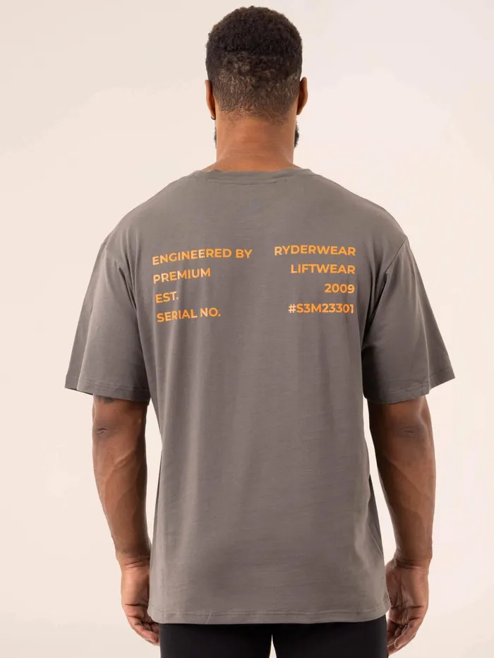 Industry Oversized TShirt 8211 Charcoal Men Ryderwear Tops
