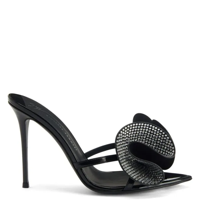 Intriigo Charmante Black Women Giuseppe Zanotti Sandals