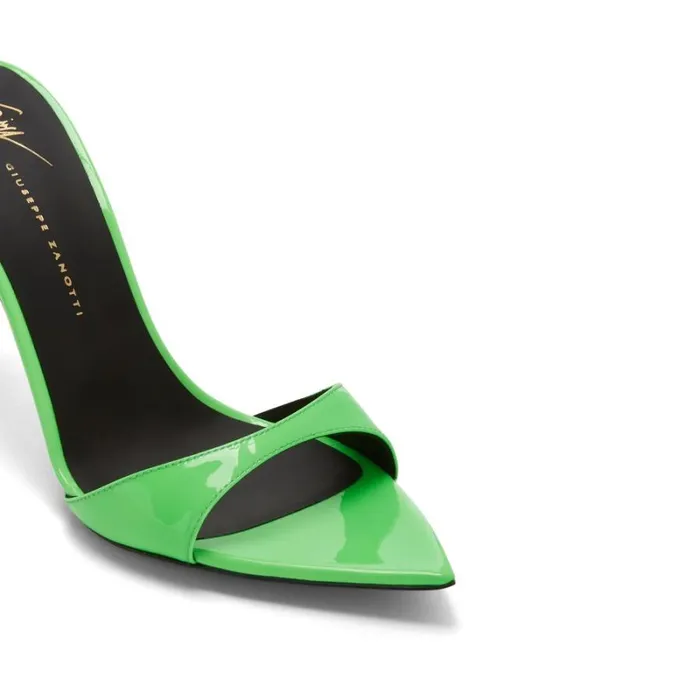 Intriigo Green Women Giuseppe Zanotti Sandals