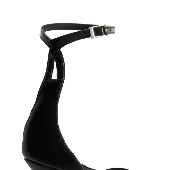 Intriigo Strap Black Women Giuseppe Zanotti Sandals