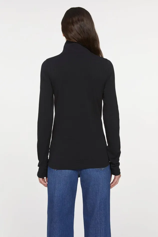 Kiena Turtle Neck Black Women Rodebjer Tops