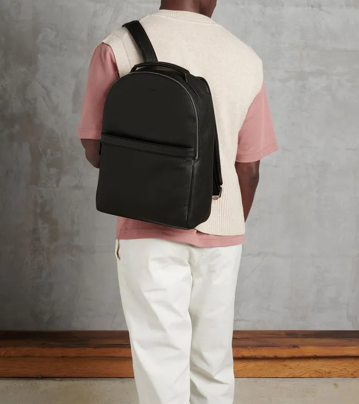 Le Tanneur Backpacks WomenMen Zipped Backpack In Grained Leather Black