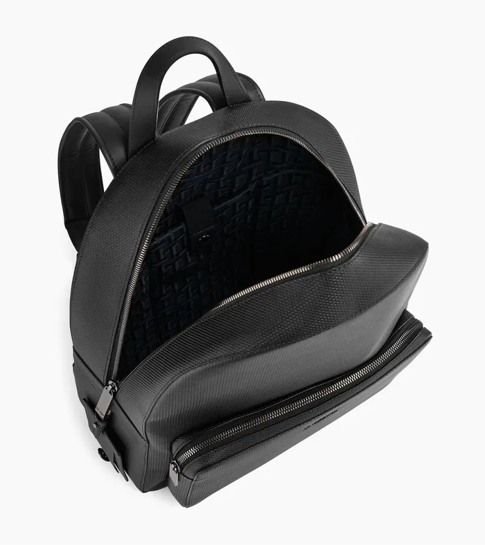 Le Tanneur Backpacks WomenMen Zipped Leather Backpack In Signature T Leather Black