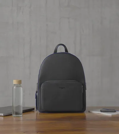 Le Tanneur Backpacks WomenMen Zipped Leather Backpack In Signature T Leather Black