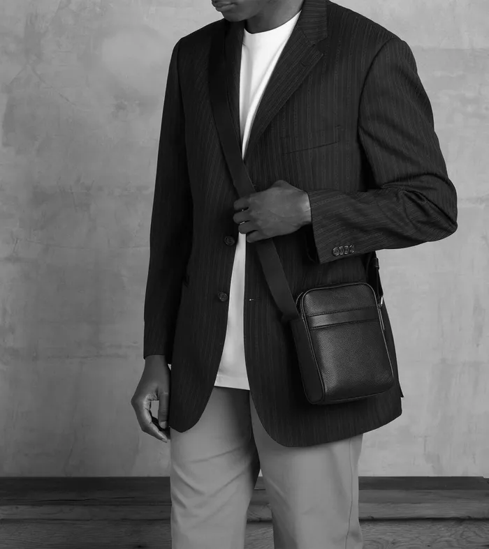 Le Tanneur Crossbody Bags Men Small Cross Body Bag In Grained Leather Twilight Blue