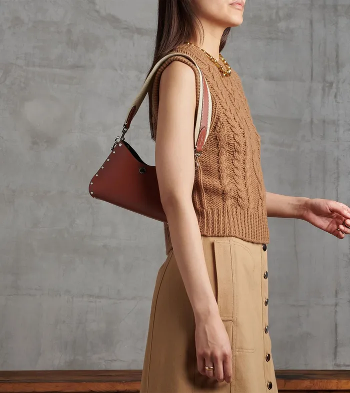 Le Tanneur Crossbody Bags Women Small Baguette Bag In Smooth Leather Mahogany Brown