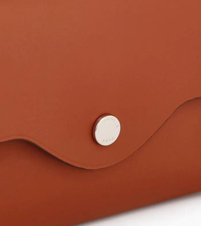 Le Tanneur Pouches and Belt Bags Women Pouch With Flap And Detachable Shoulder Straps In Smooth Leather Mahogany Brown