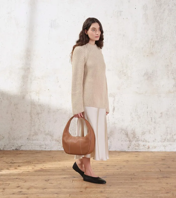 Le Tanneur Totes and Shoulder Bags Women Large Hobo Bag In Grained Leather Brown Tan
