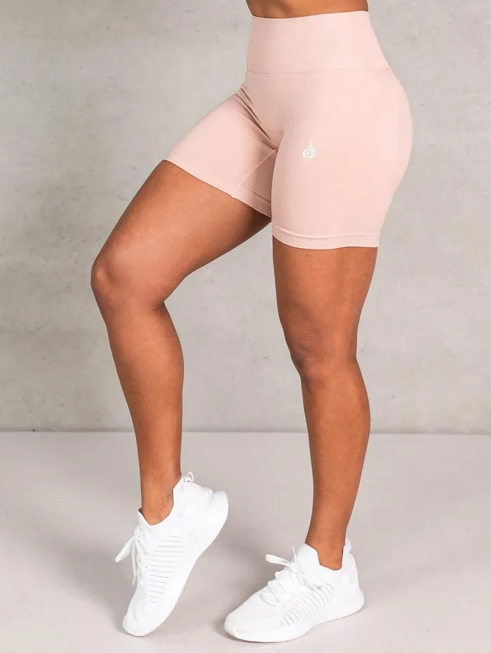 Lift BBL Scrunch Seamless Shorts 8211 Biscotti Women Ryderwear Gym Shorts