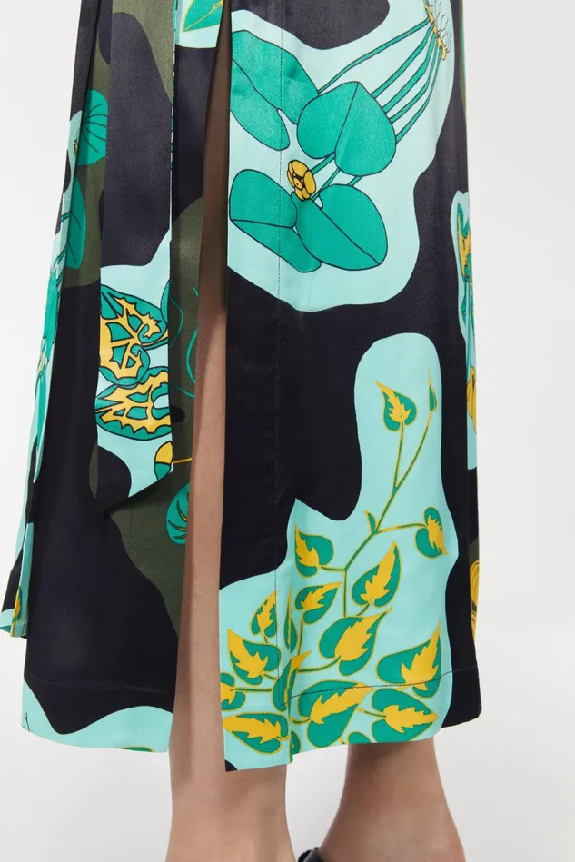 Mabelin Cape Leaf Black Women Rodebjer Dresses and Caftans