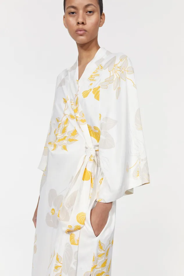 Mabelin Cape Leaf Off White Women Rodebjer Dresses and Caftans
