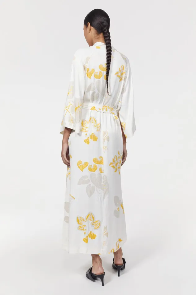Mabelin Cape Leaf Off White Women Rodebjer Dresses and Caftans