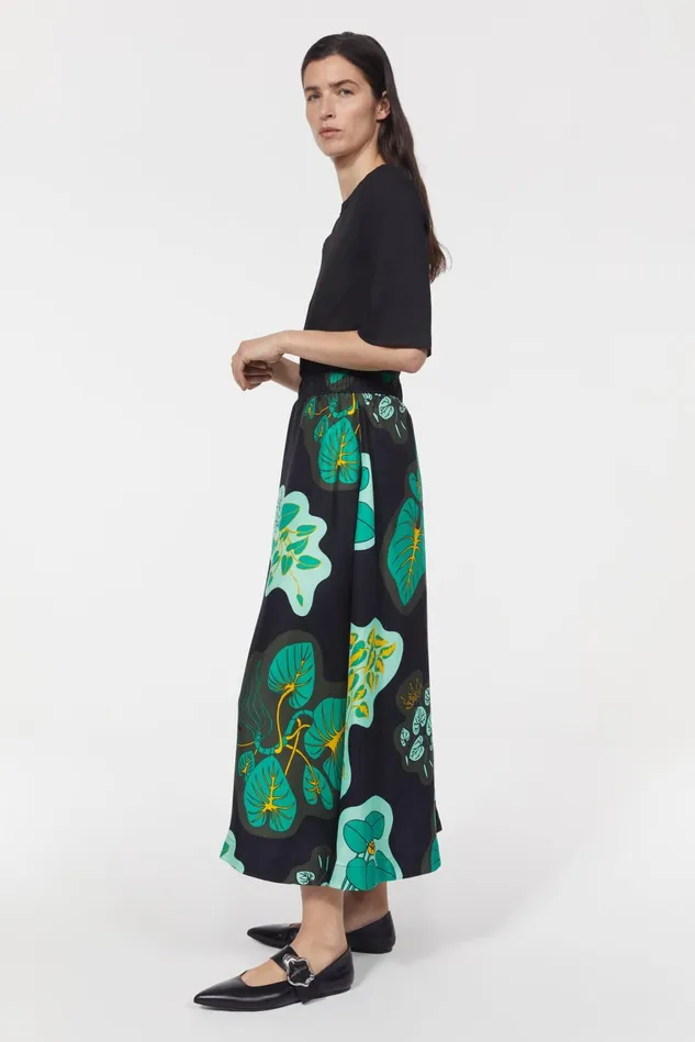 Marla Leaf Skirt Black Women Rodebjer Skirts