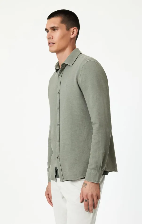 Men Button UpLong Sleeve Shirt In Shadow Mavi Jeans TShirts Men Button UpLong Sleeve Shirt In Shadow Mavi Jeans TShirts