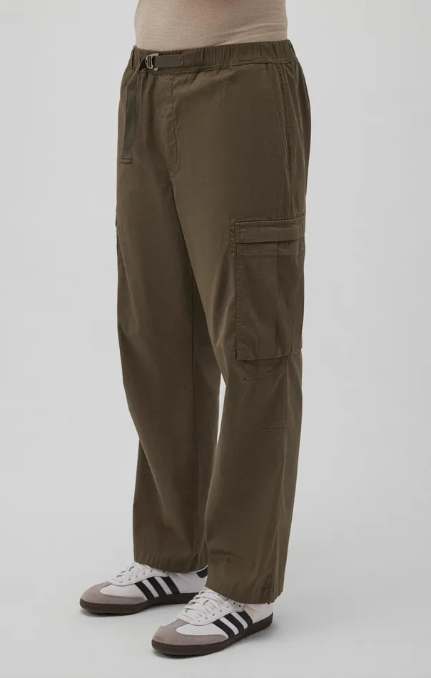 Men Cargo Pants In Grape Leaf Mavi Jeans Pants Men Cargo Pants In Grape Leaf Mavi Jeans Pants