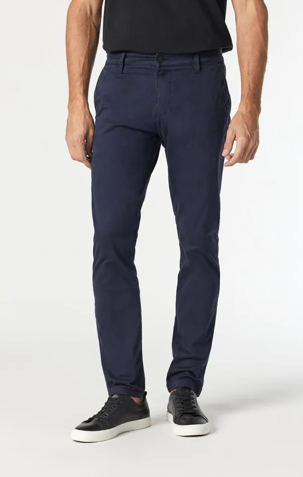 Men Johnny Slim Leg Chino In Dark Navy Twill Mavi Jeans Pants