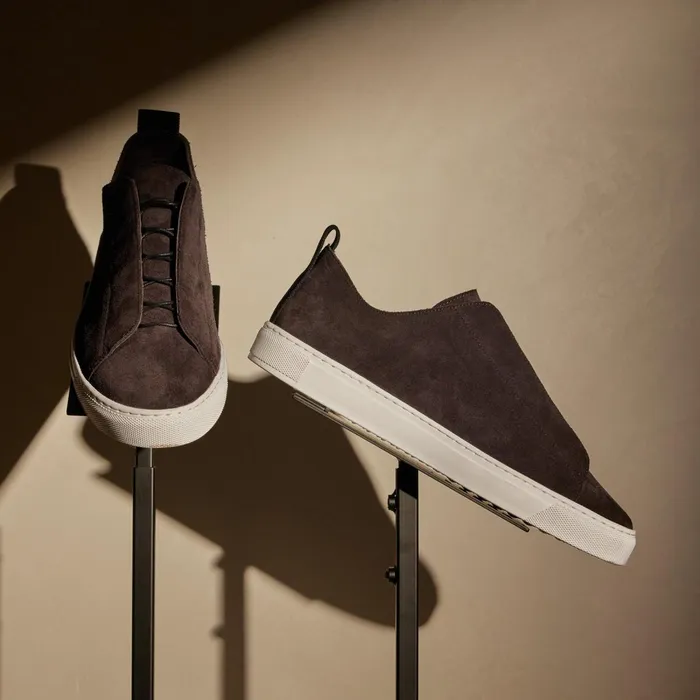 Men LaceUps James Perse Suede Solstice Sneaker Cafe