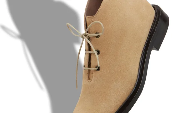 Men LaceUps Manolo Blahnik RODRIGOV Sand Suede Desert Boots Men LaceUps Manolo Blahnik RODRIGOV Sand Suede Desert Boots