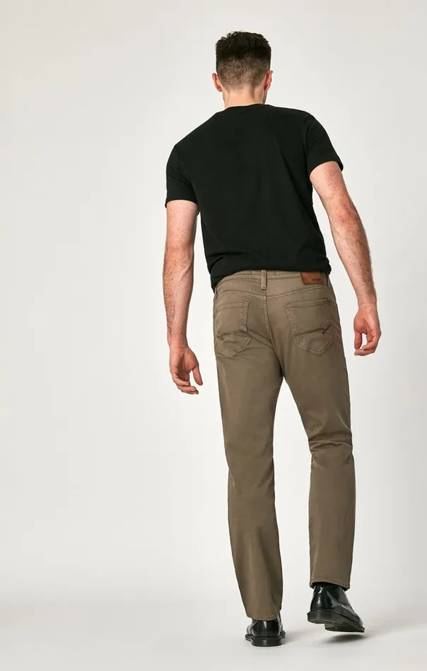 Men Matt Mid Rise Relaxed Straight Leg In Dusty Olive Twill Mavi Jeans Pants Men Matt Mid Rise Relaxed Straight Leg In Dusty Olive Twill Mavi Jeans Pants