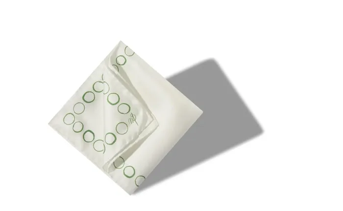 Men Pocket Squares Manolo Blahnik CIRCLES Ivory And Green Silk Pocket Square Men Pocket Squares Manolo Blahnik CIRCLES Ivory And Green Silk Pocket Square