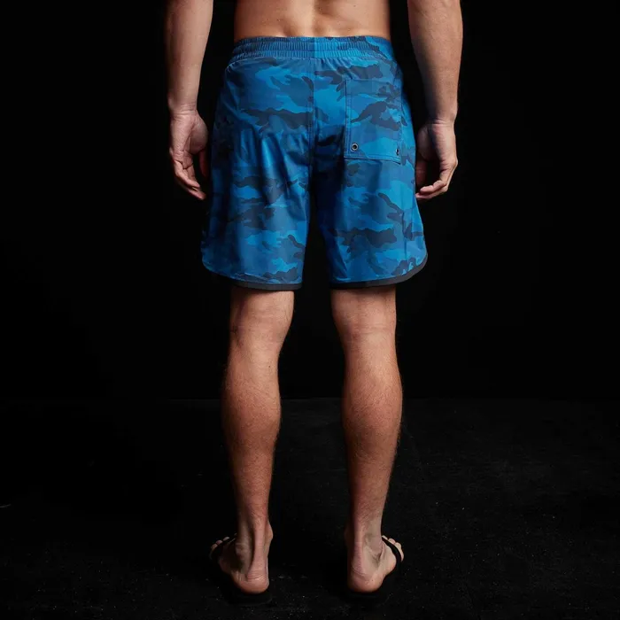 Men Shorts James Perse Camo Curve Hem Hybrid Trunk Pacific Camooxide