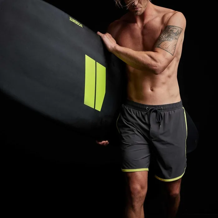 Men Shorts James Perse Curved Hem Board Short Carbonneon