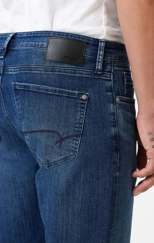 Men Zach Straight Leg In Dark Brushed Nashville Mavi Jeans Denim