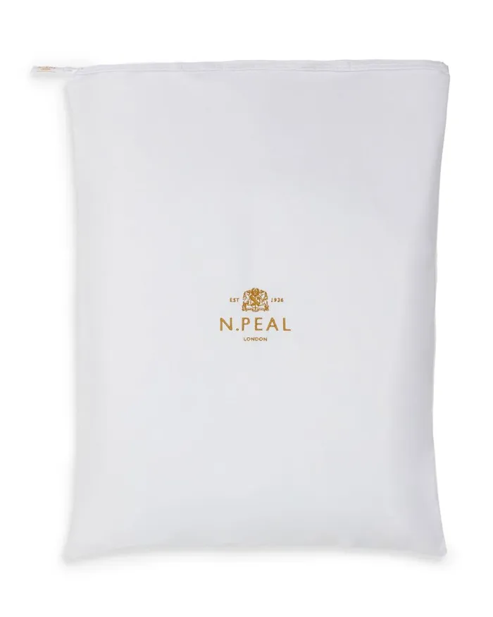NPeal Cashmere Care WomenMen Large Storage Bag In White