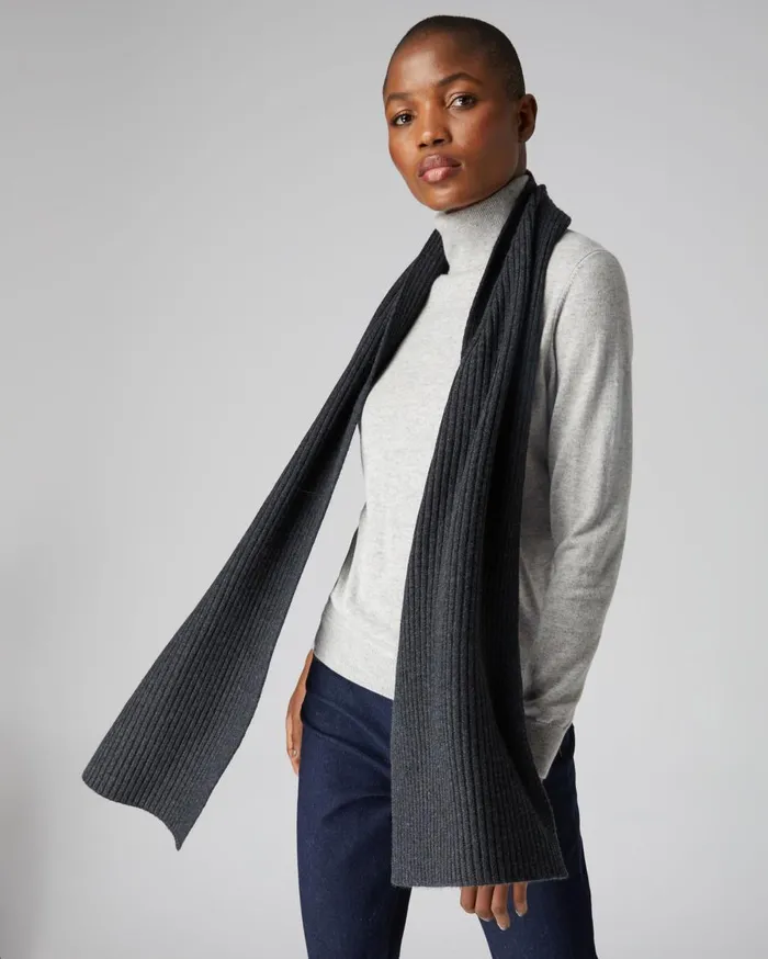 NPeal Scarves MenWomen Unisex Short Ribbed Cashmere Scarf In Dark Charcoal Grey