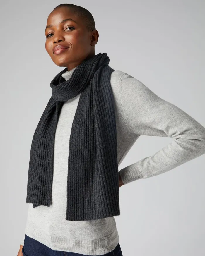 NPeal Scarves MenWomen Unisex Short Ribbed Cashmere Scarf In Dark Charcoal Grey