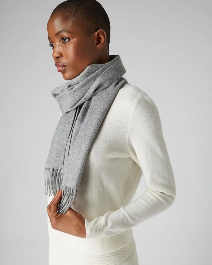 NPeal Scarves MenWomen Unisex Woven Cashmere Scarf In Flannel Grey