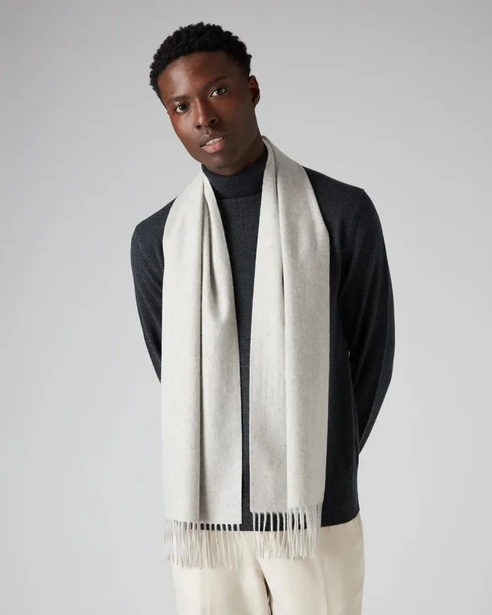 NPeal Scarves MenWomen Unisex Woven Cashmere Scarf In Flannel Grey