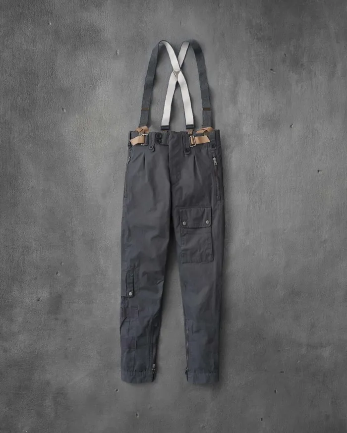NPeal Trousers and Shorts Men Combat Trousers In Grey